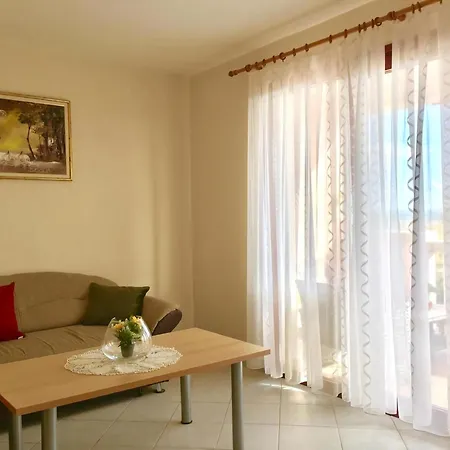 Olive House A4 * Maslenica