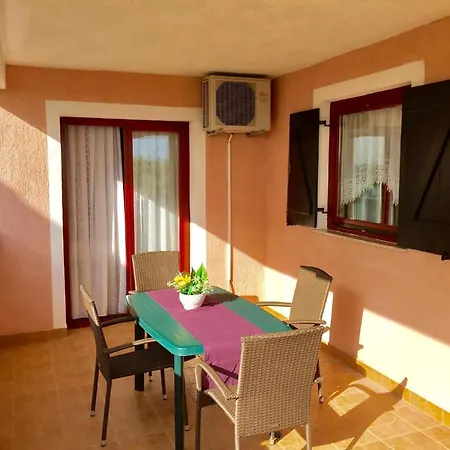 Apartment Olive House A4
