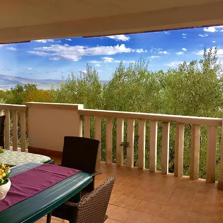 Apartment Olive House A4